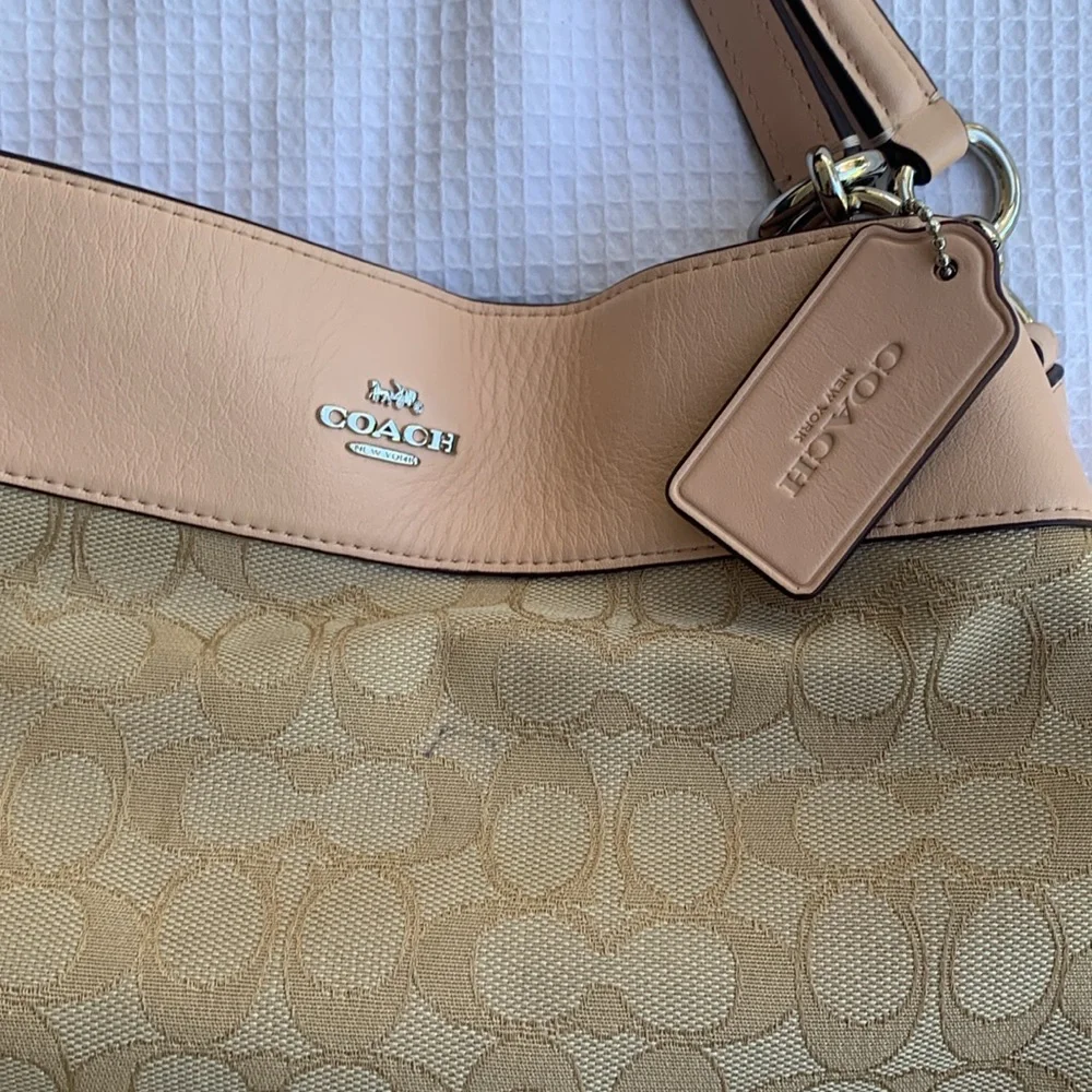 Coach signature satchel bag